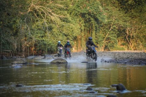 Black Lava Tour