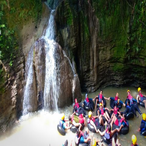 River Tubing Green Santirah