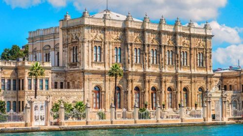 Istanbul Dolmabahce Palace & Harem Skip-the-Line Entry & Audio Guide
