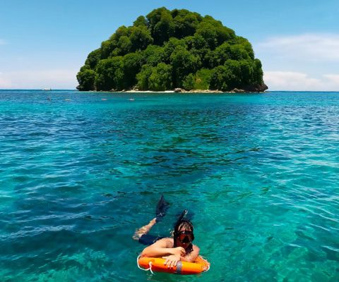 Mantanani Island Snorkeling Day Trip / Manta Combo Trip