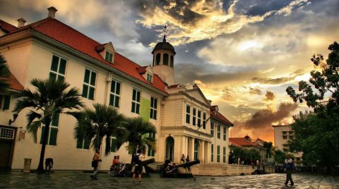 Walking Tour Jakarta Old Town by Campa