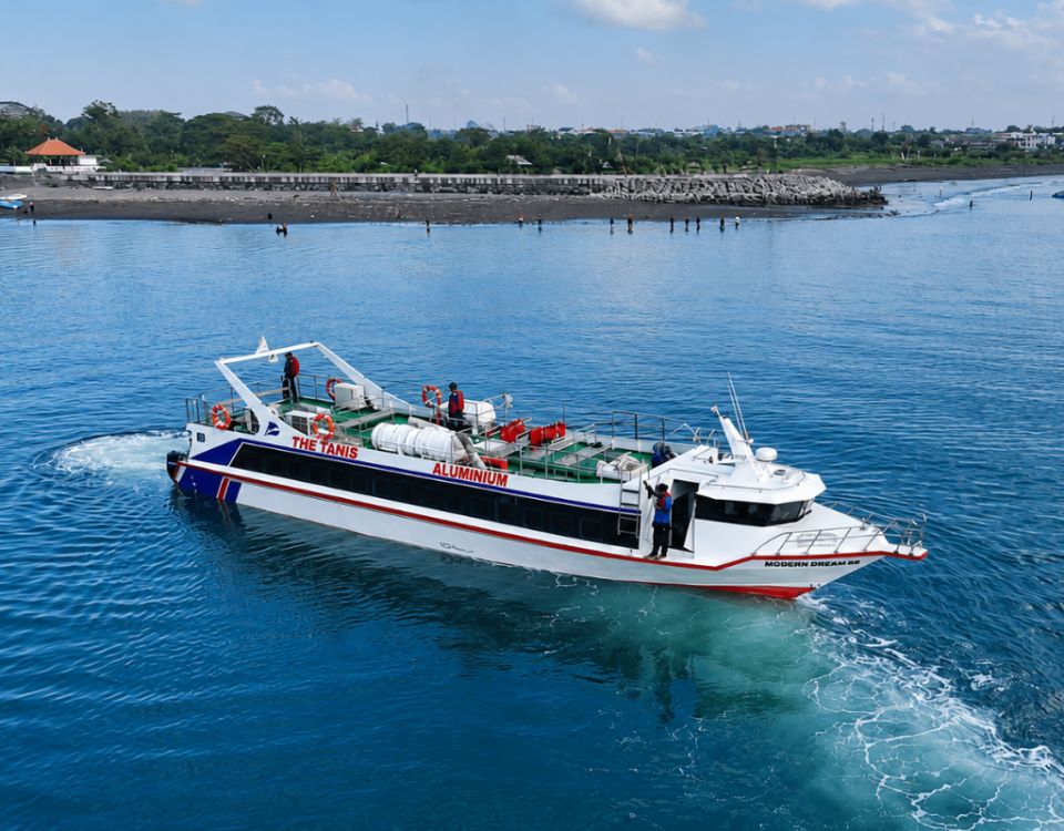 Fast Boat ticket from Sanur to Gili Island/ Lombok by Tanis Fast Cruise