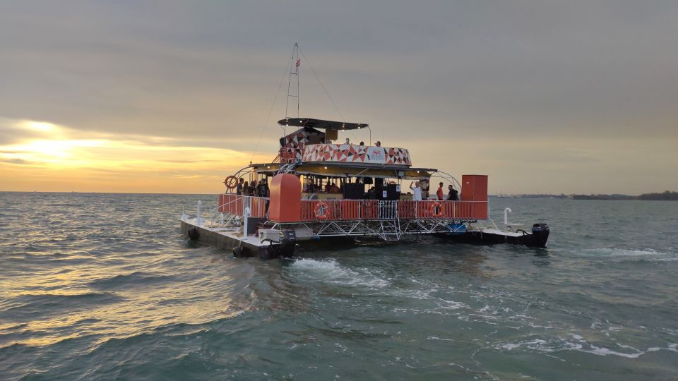 Dickson Dragon Cruise