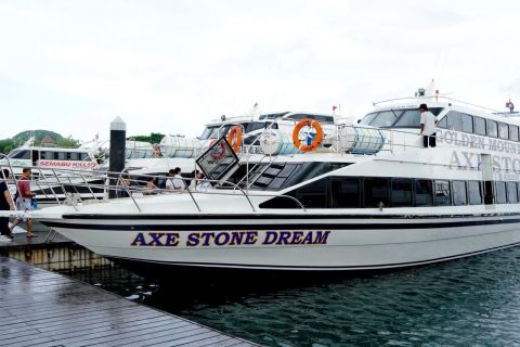 Nusa Penida Fast Boat Ticket: Sanur to Banjar Nyuh Pier by Axe Stone