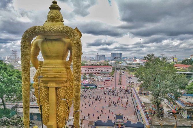 Private Batu Caves, National Mosque & Religious Tour with Bana Leaf Lunch