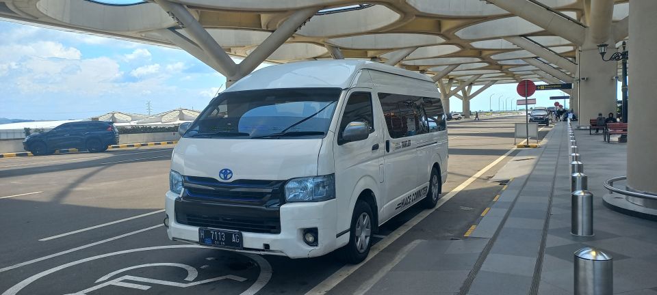 Yogyakarta Car Rent + Drivers (12 Hours)