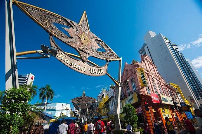Private Tour: Half-Day Shopping and Market Exploration in Kuala Lumpur