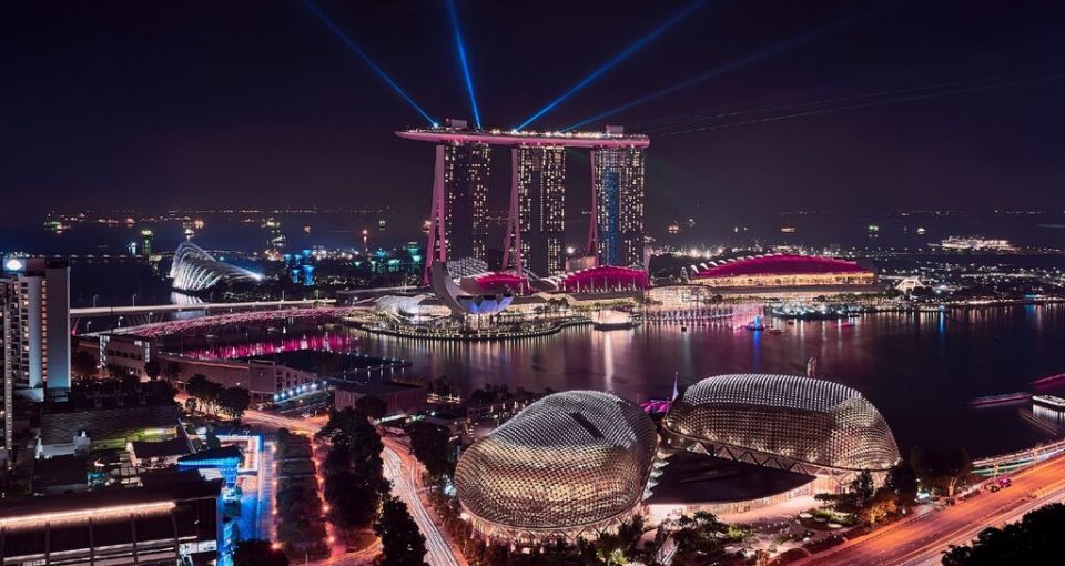 Singapore NightVee Ride: 1.5 Hour (with River Cruise)