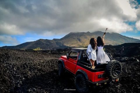 Mount Batur Day Trip – Jeep Sunset & Hot Spring