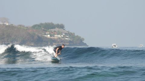 Noesa Wave Surf School Bali – Ride the Ocean with Confidence by Noesa Wave School Bali