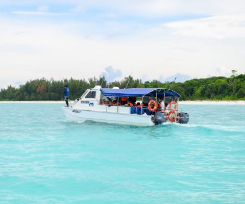 Mengalum Island Snorkeling Day Tour (Min. 4 Pax to Go)