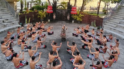 Kecak and Fire Dance Tanah Lot