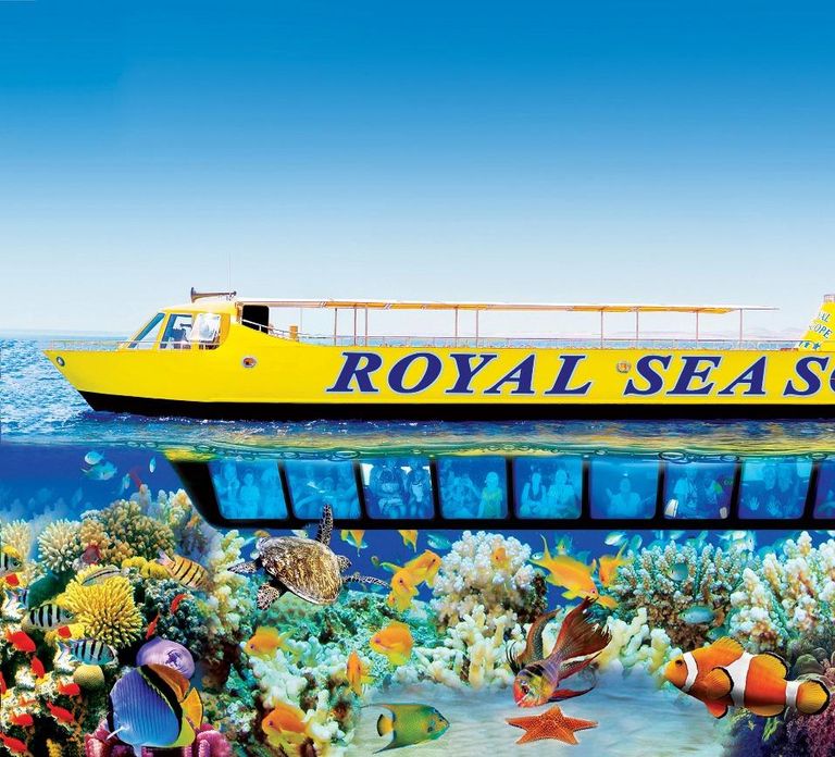 Hurghada: Royal Seascope Submarine Cruise with Snorkel Stop