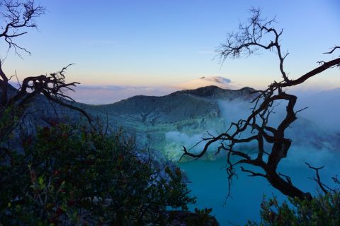Open Trip Kawah Ijen - by Yukbanyuwangi