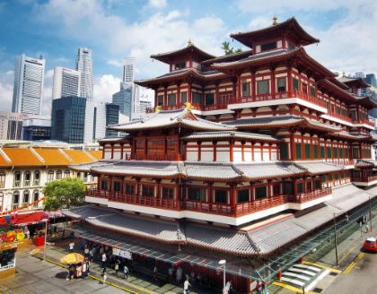 Singapore: Private City Tour in Chinatown, Little India and Temples Guided Tour