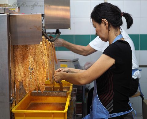 Singapore Food Tours – Chinatown Complex Hawker Center