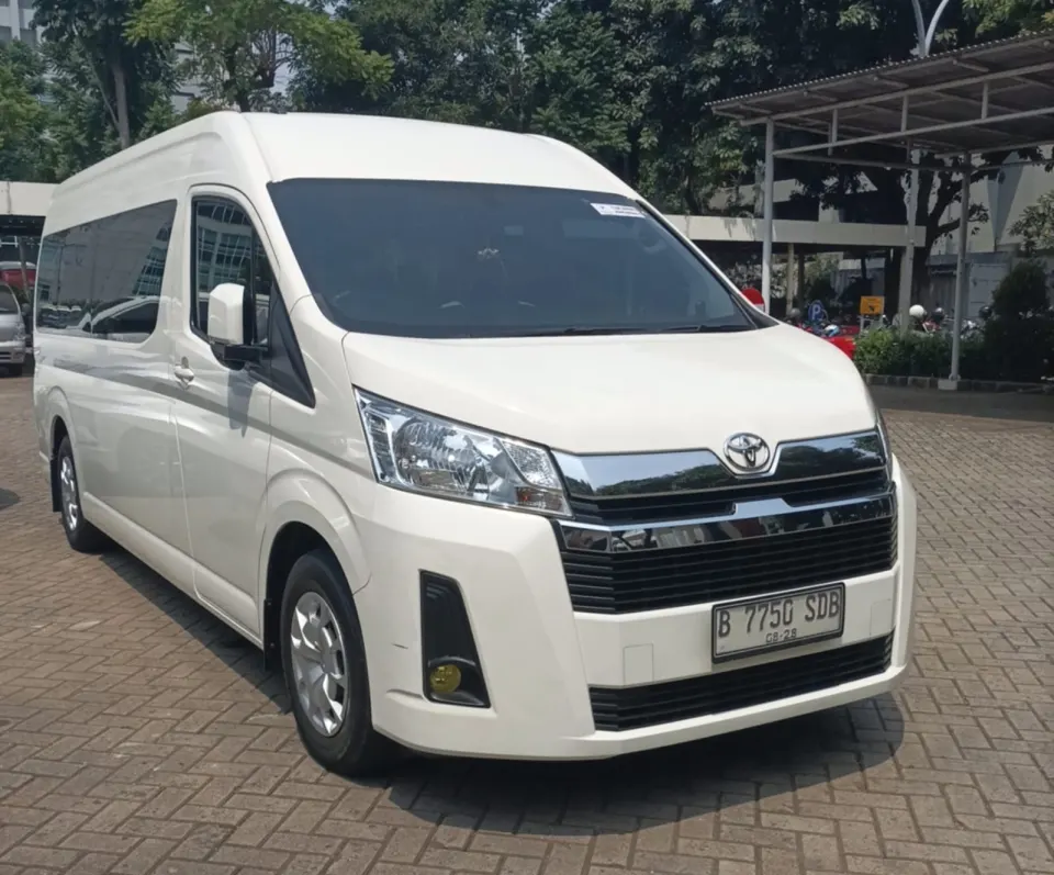 [TICKET] TRANSPORT HIACE PREMIO 14 SEATER JAKARTA-CILETUH  ONEDAY  16 HOURS USE