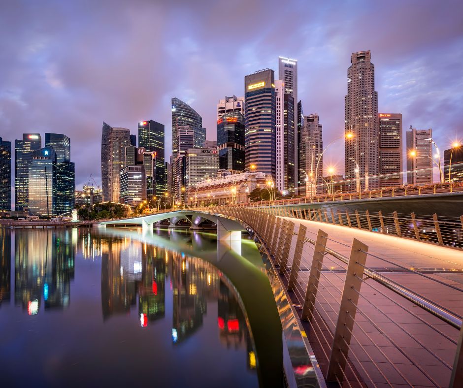 Singapore Marina Bay Night Walk with Spectra & Garden Rhapsody Shows